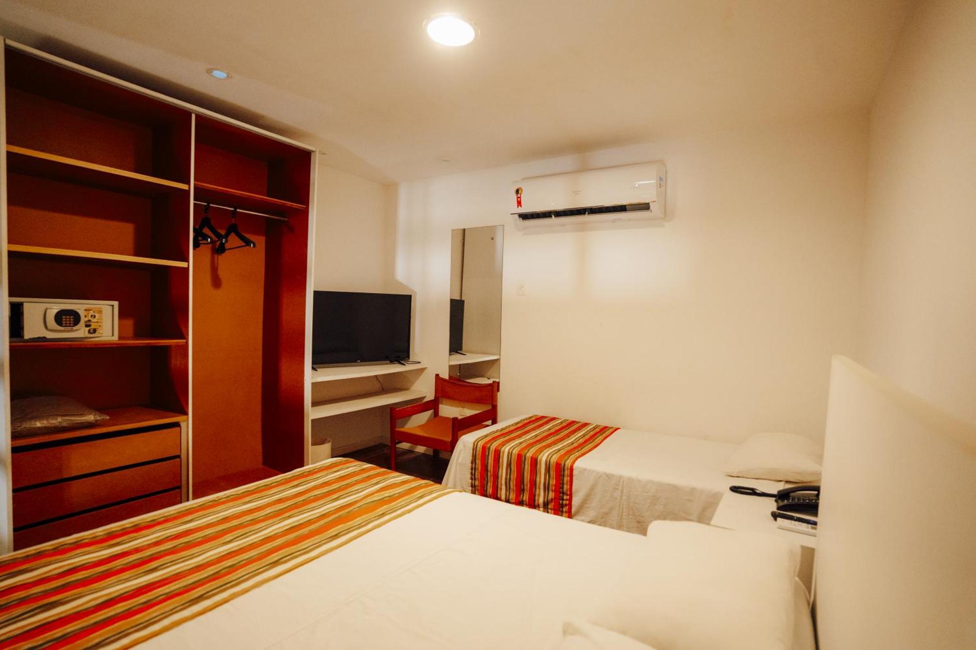 Villaoeste Hotel 4*
